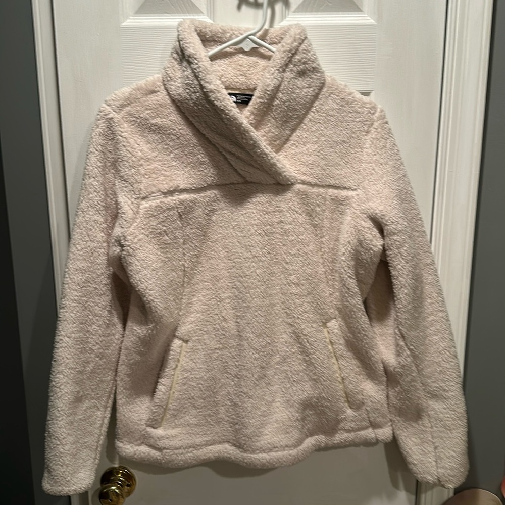 North Face fleece pull over